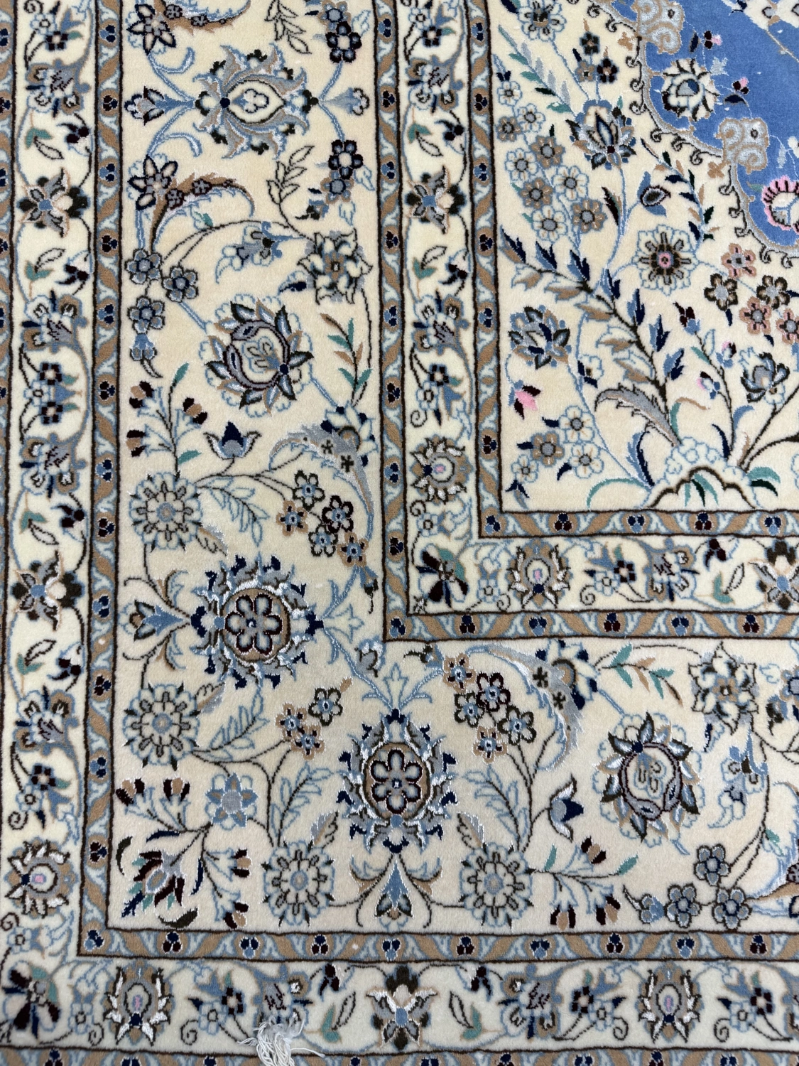 carpet-farshboom-8042333708